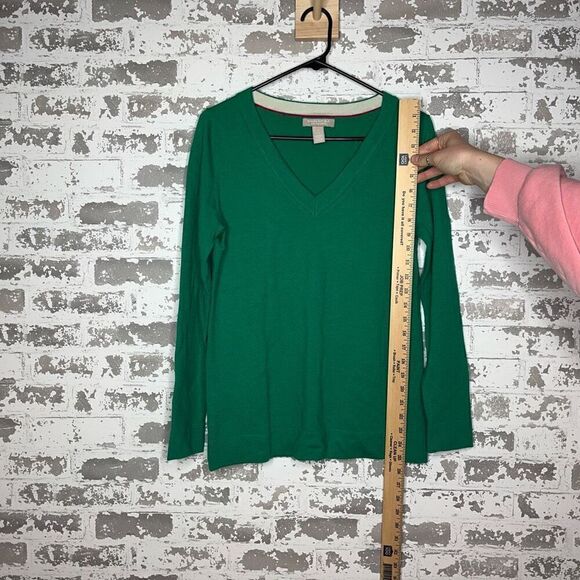 Banana Republic | women green extra fine merino wool v-neck sweater - Picture 5 of 8
